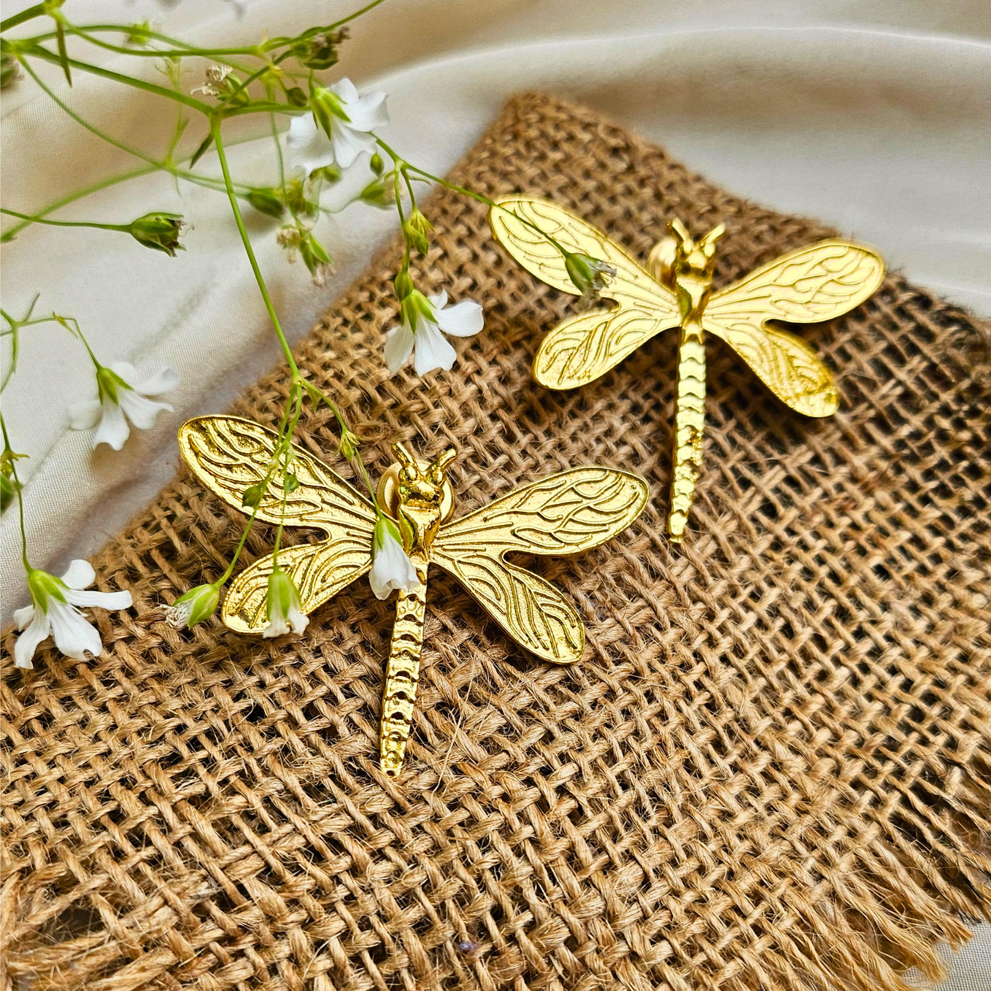 Dragon fly chiq studs