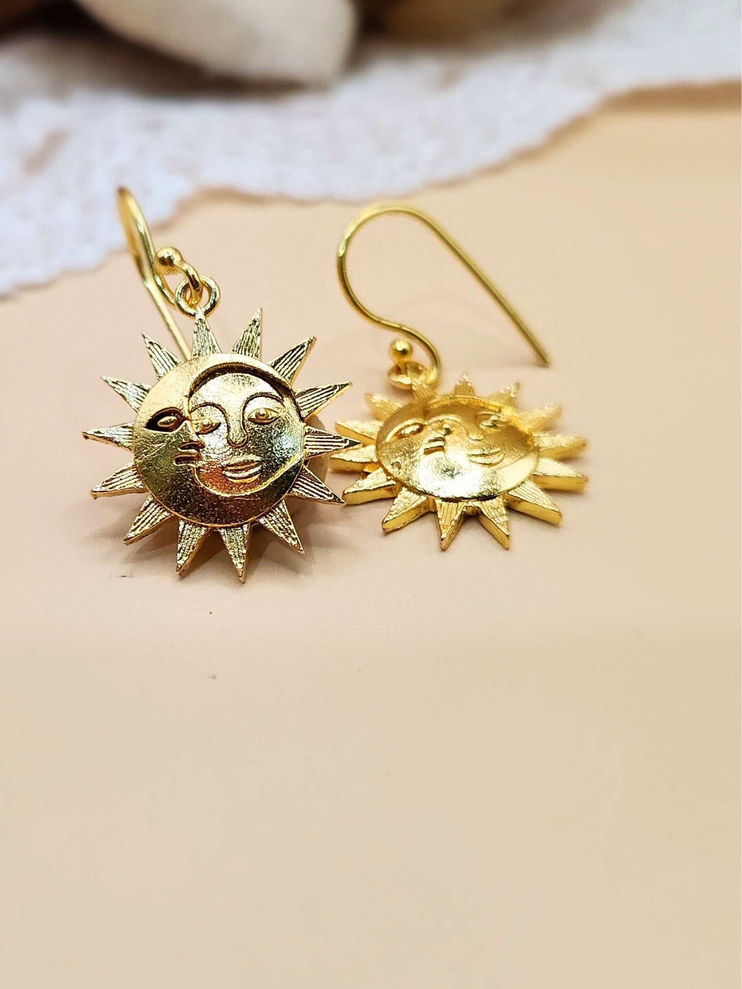 Viana Jewels Sun Hooks