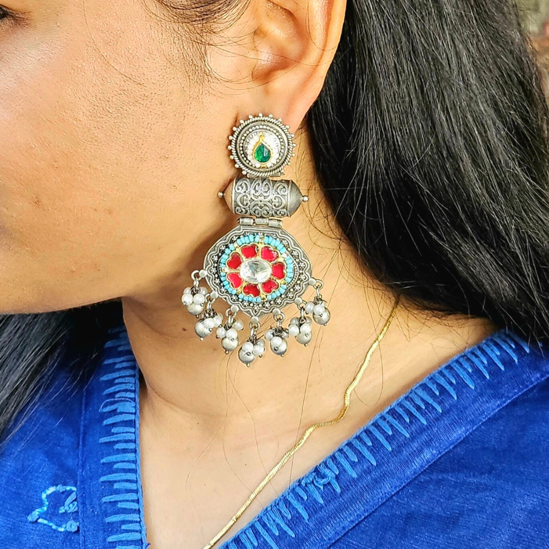 Dandiya Diva Pachi Kundan Earrings