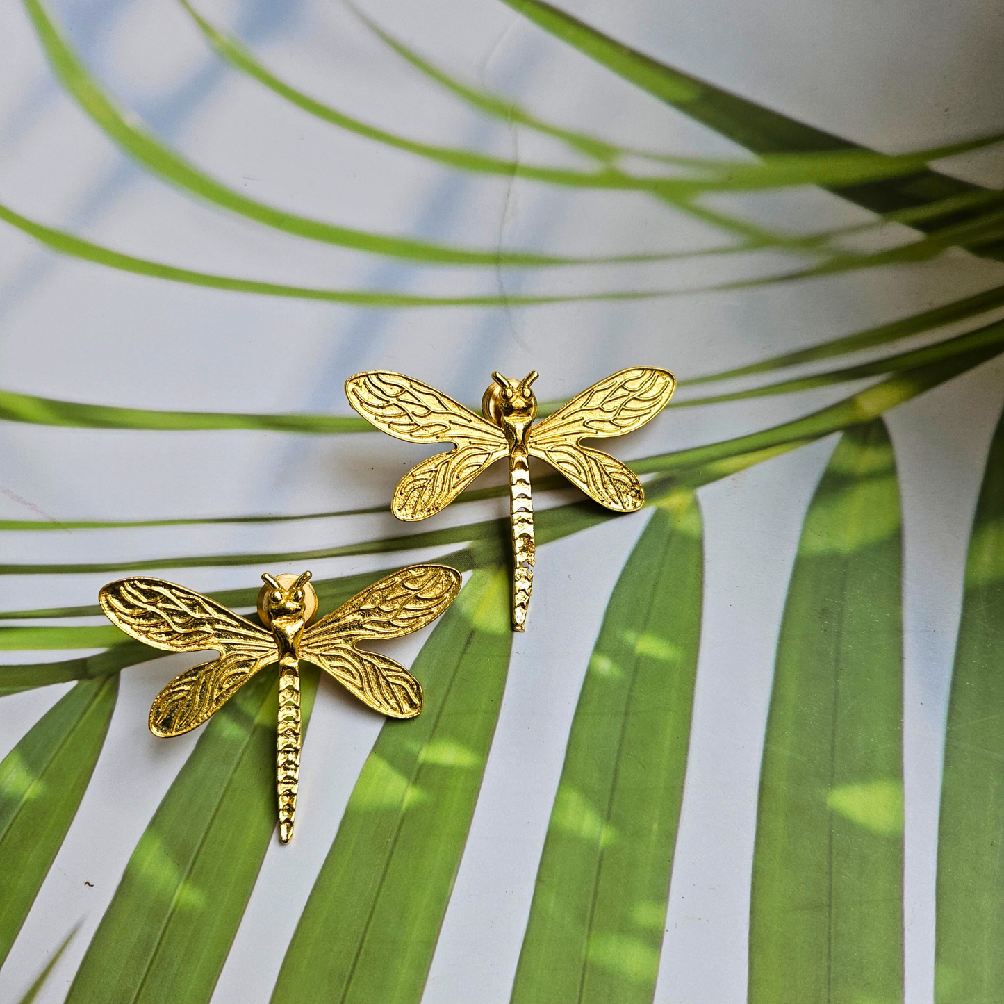 Dragon fly chiq studs