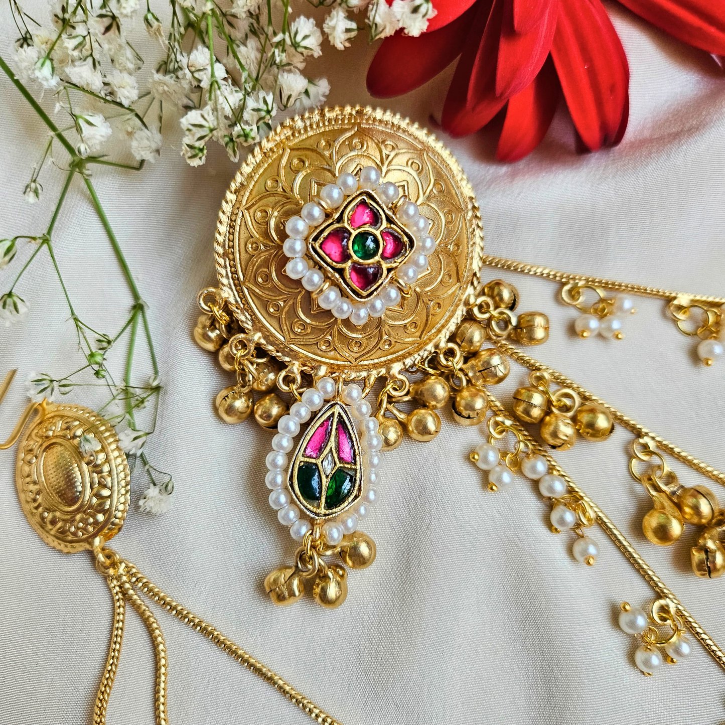 Aisha Kashmir Kaan Chain Jhumka