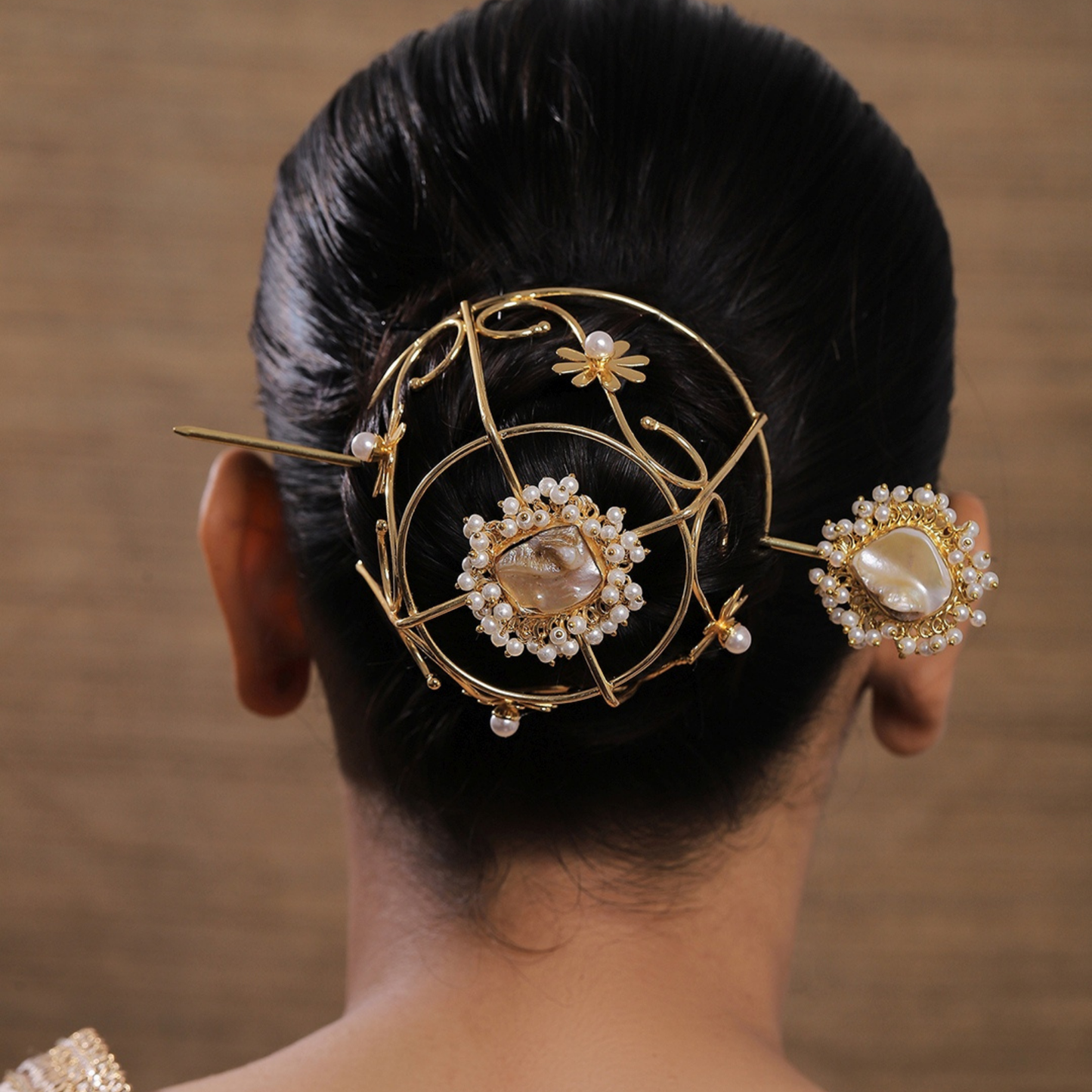 Baroque Pearl Hair Bun Cage Accessory