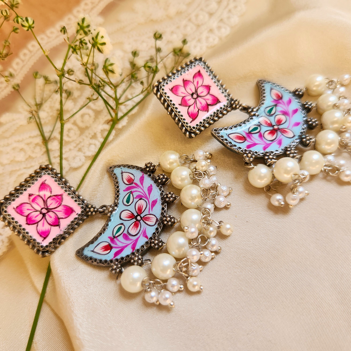 Mandira Silver Meenakari Chandballi
