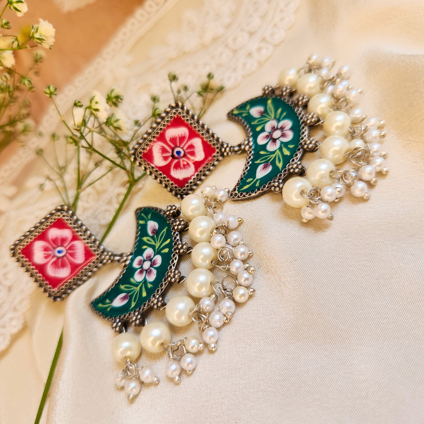 Mandira Silver Meenakari Chandballi