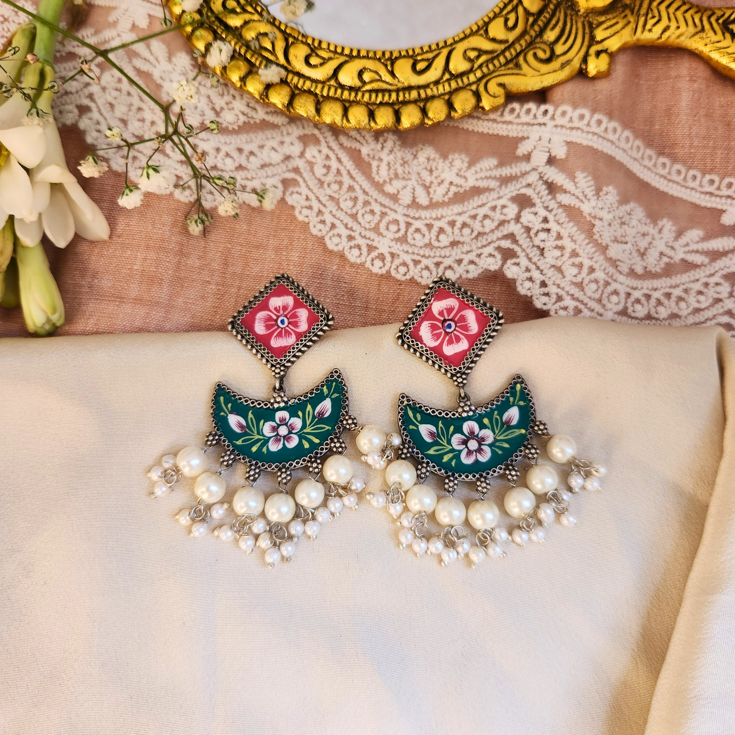 Mandira Silver Meenakari Chandballi