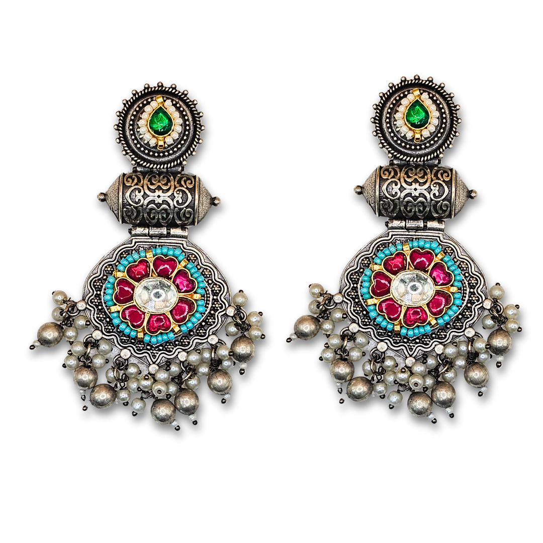Dandiya Diva Pachi Kundan Earrings