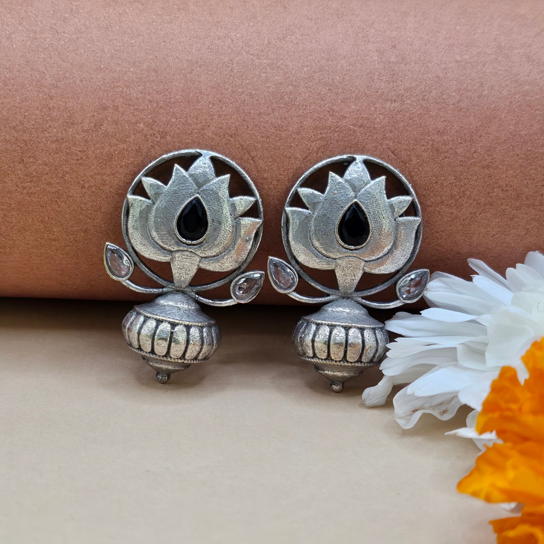 ANTIQUE LOTUS MOGHUL STYLE STUD EARRINGS - Main Image