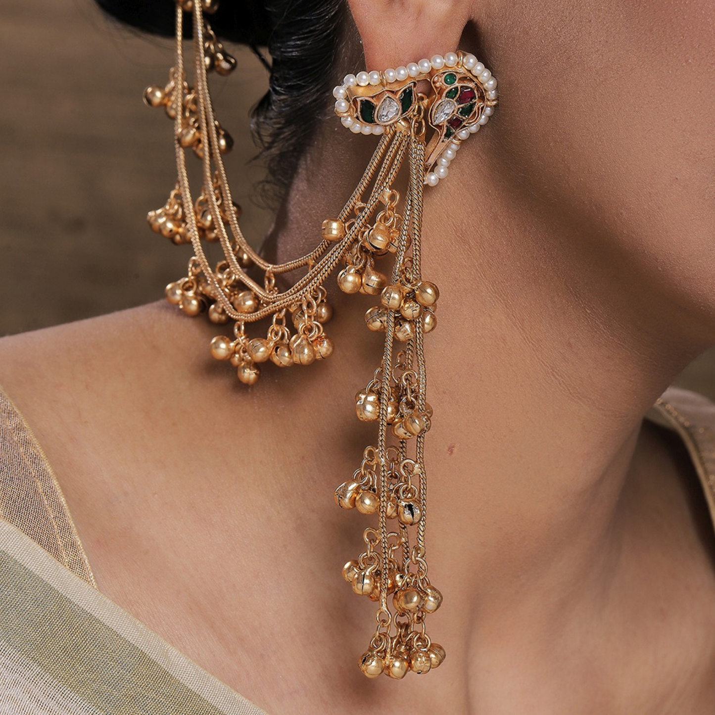Ruhani Kashmiri Jhumke
