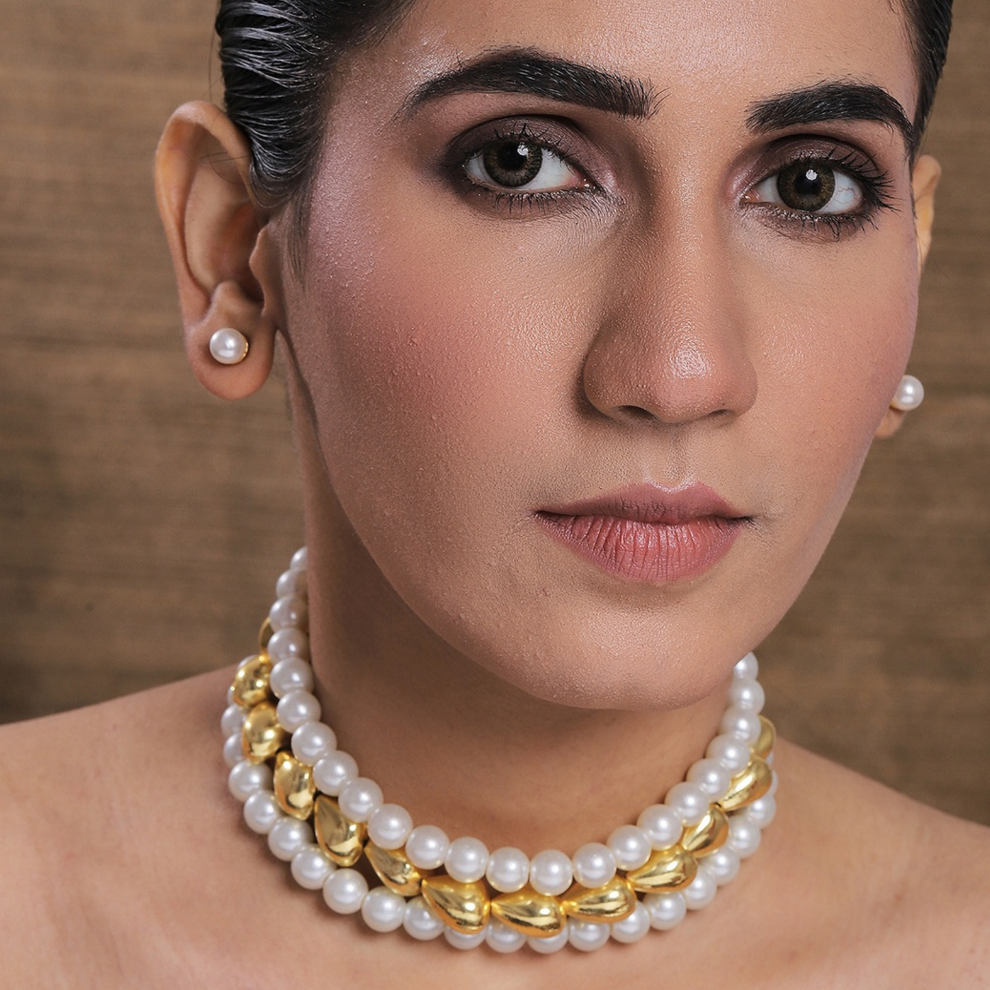 Saima Designer Pearl and Gold choker