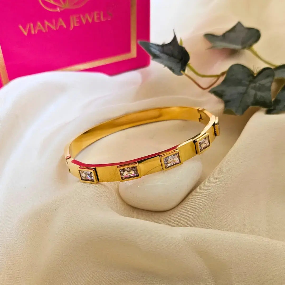 Daily Luxe: Elevate Your Style with 18K Gold Plated Bracelets