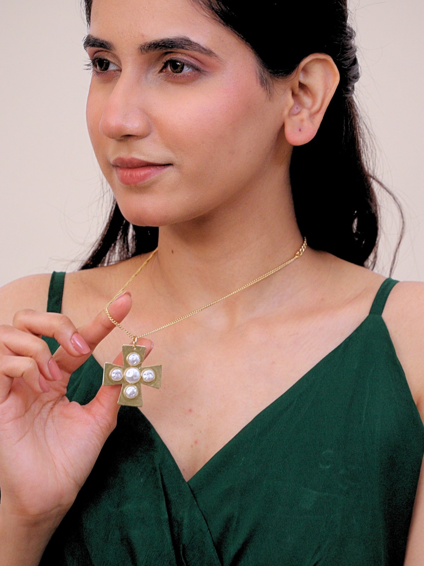 Viana Jewels Alizeh Brass Neckchain for Women 18K Gold Plated Handmade