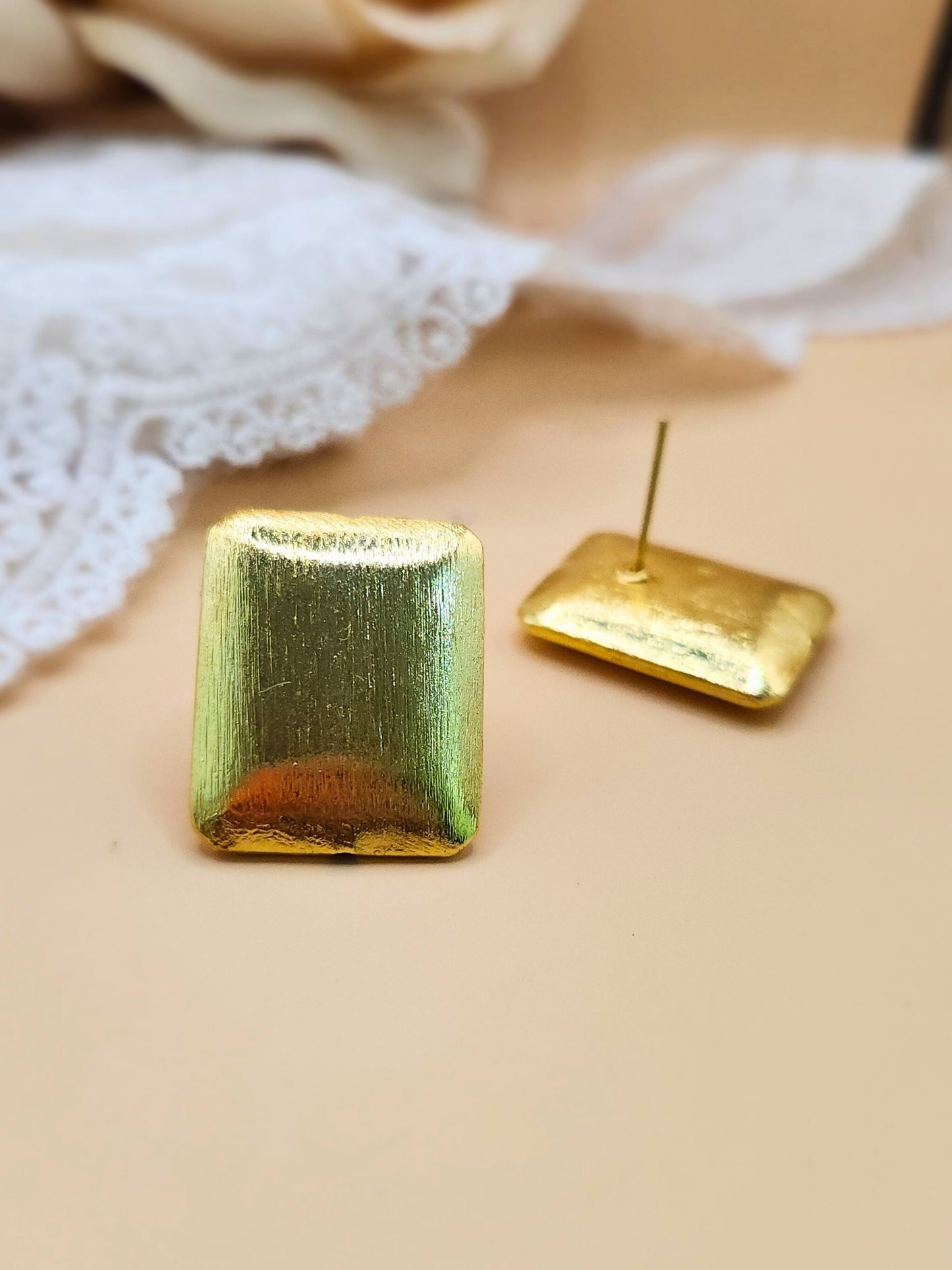 Viana Jewels Block Stud Earrings