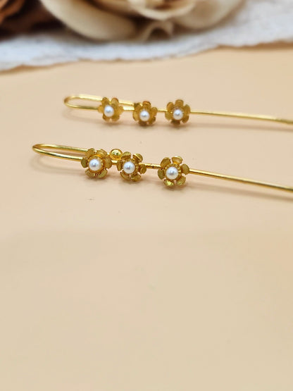 Viana Jewels Pearl flower Earcuff