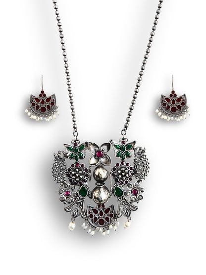 VIANA JEWELS Nayra Necklace