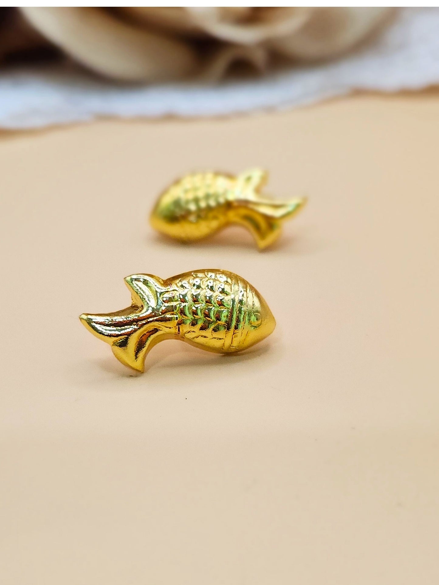 Viana Jewels Fishy Earrings