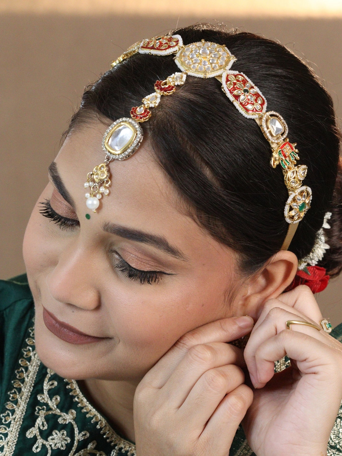 VIANA JEWELS Apala Managtikka Hairband