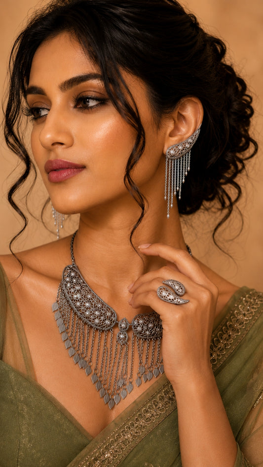 Avantika Silver Necklace