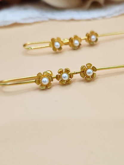 Viana Jewels Pearl flower Earcuff