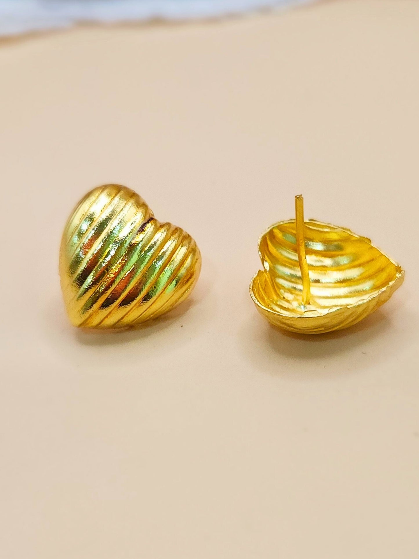 Viana Jewels Heart Earrings