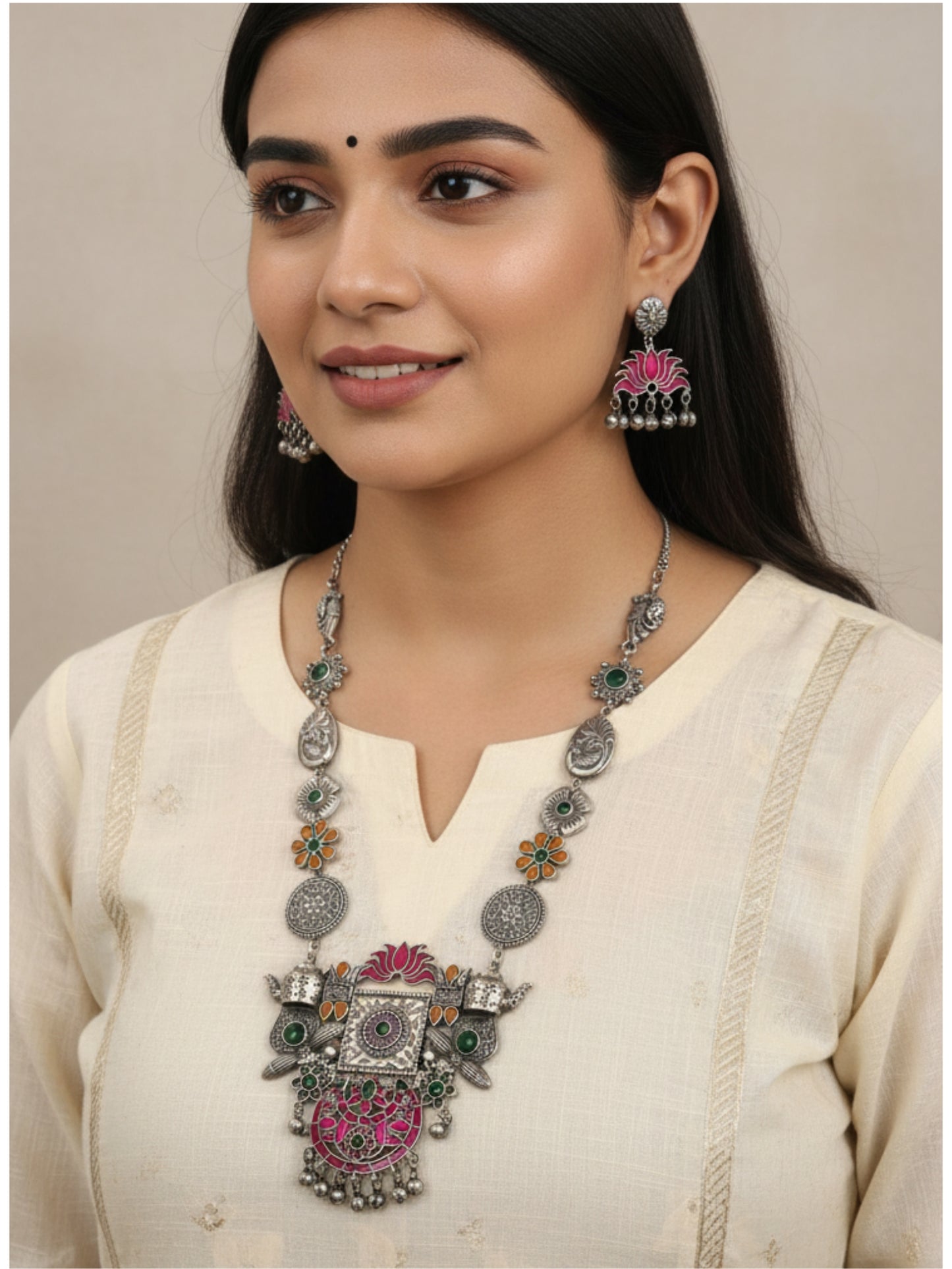 VIANA JEWELS Sayra Necklace