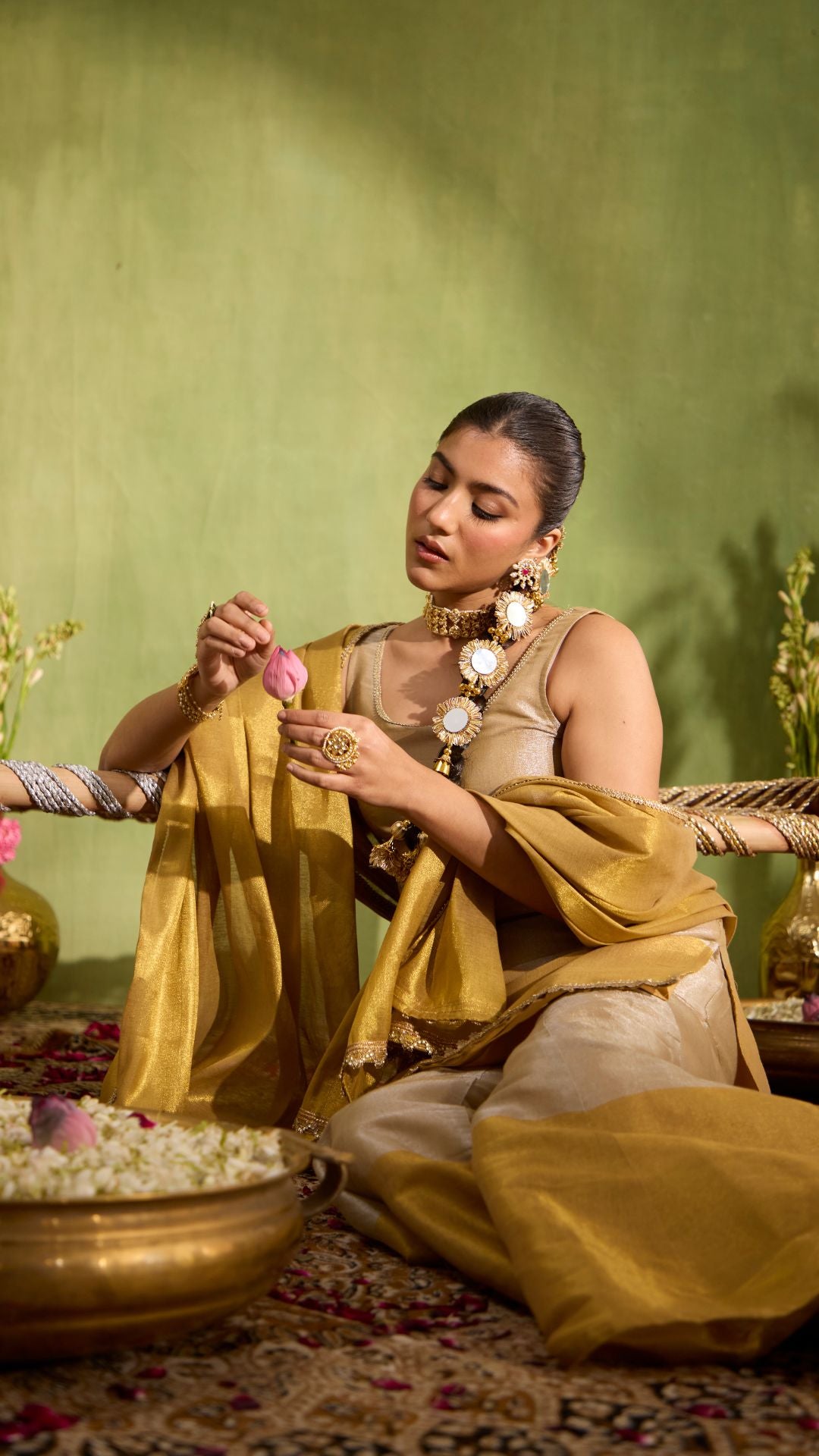 Viana Jewels Fhooljhadi Punjabhi Parandi