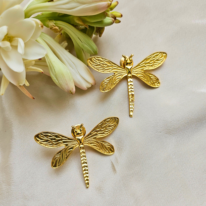Dragon fly chiq studs