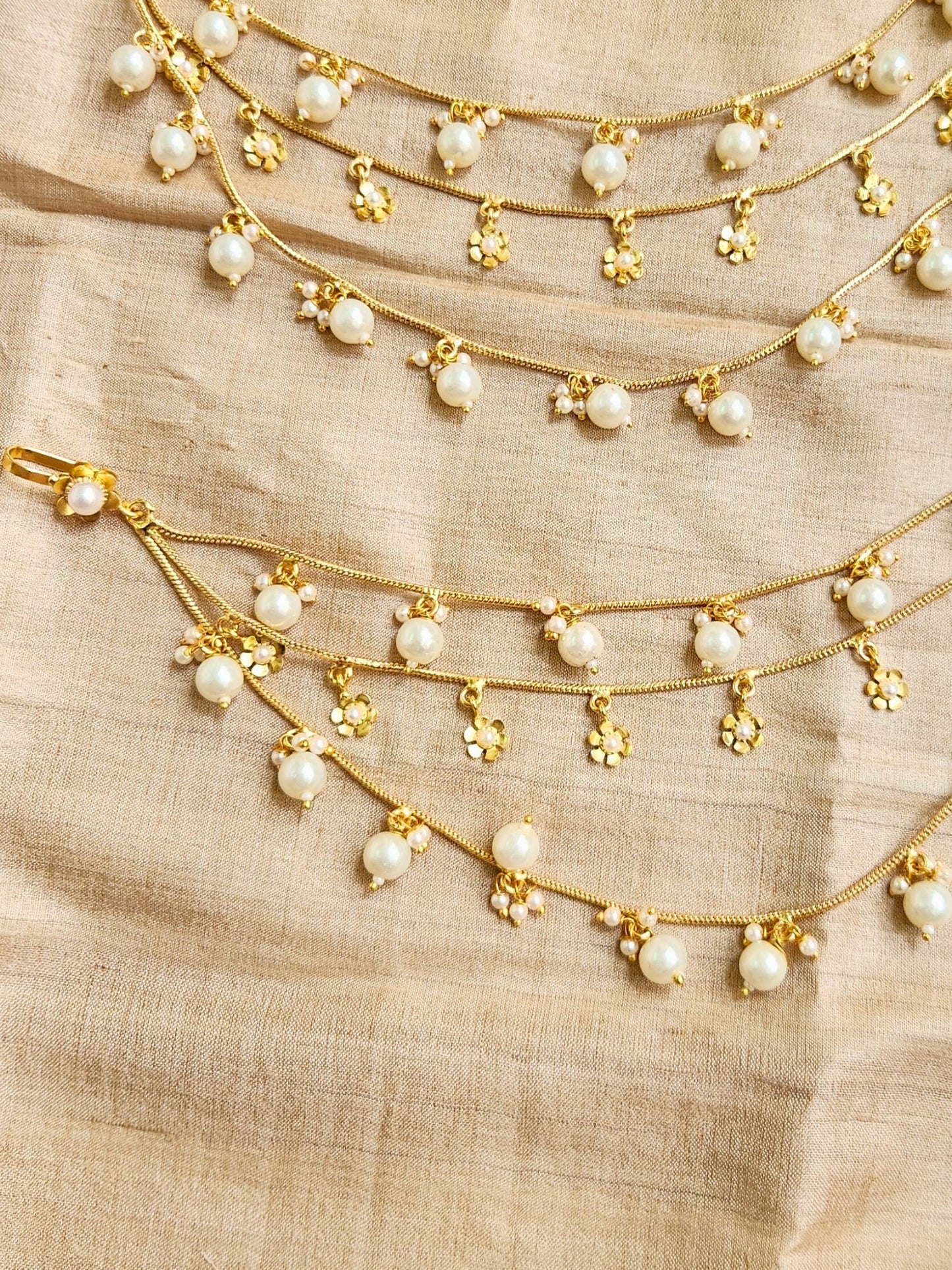 Viana Jewels Earchain