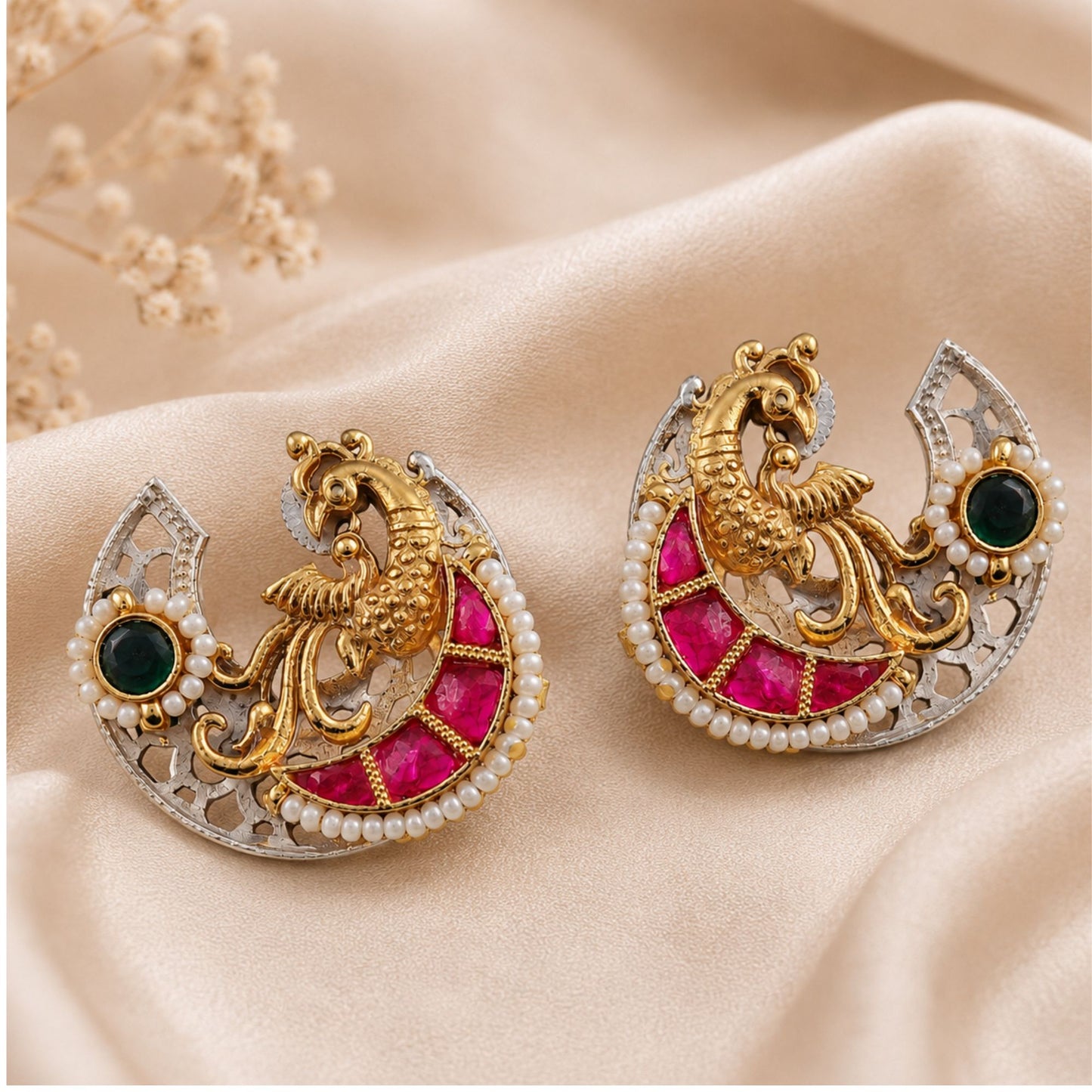Viana Jewels Aabha Handcrafted Pachi Kundan Earrings