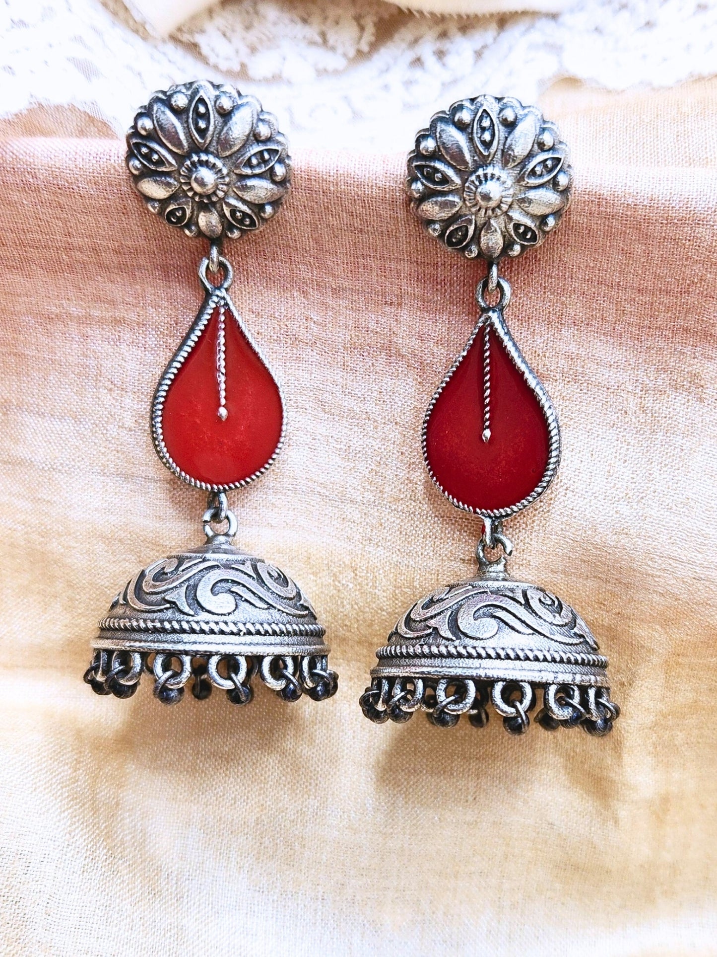 VIANA JEWELS Aarzoo Jhumka Earring