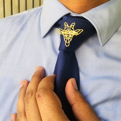 Viana Jewels Savana Giraffe Brooch