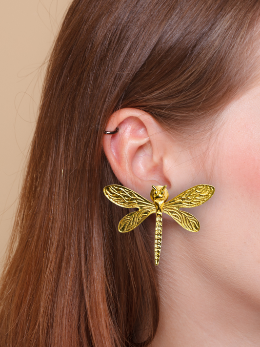 Dragon fly chiq studs