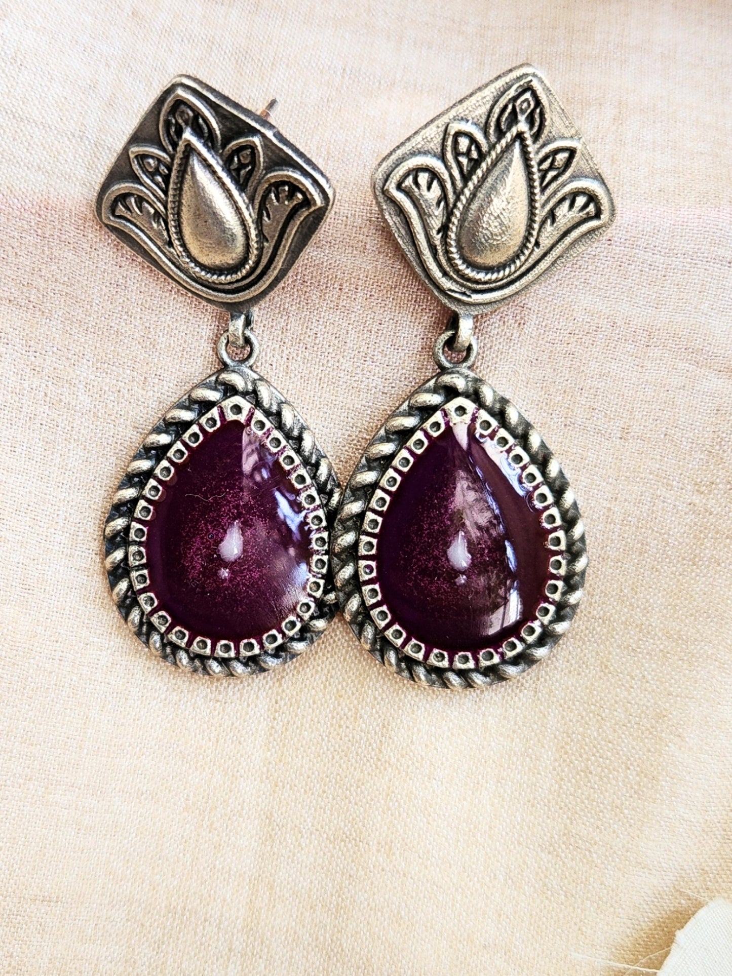 VIANA JEWELS Tulika Earrings