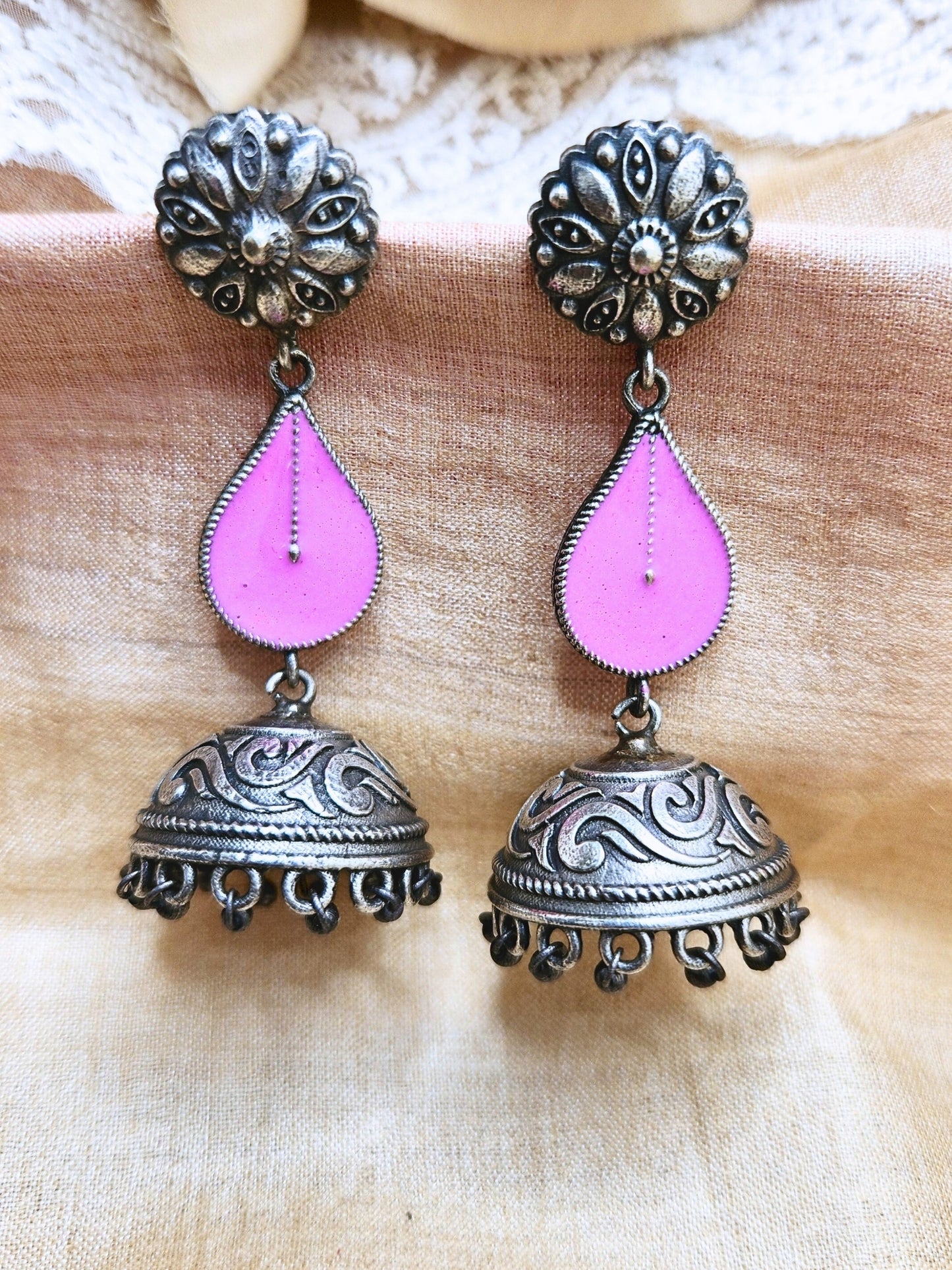 VIANA JEWELS Aarzoo Jhumka Earring