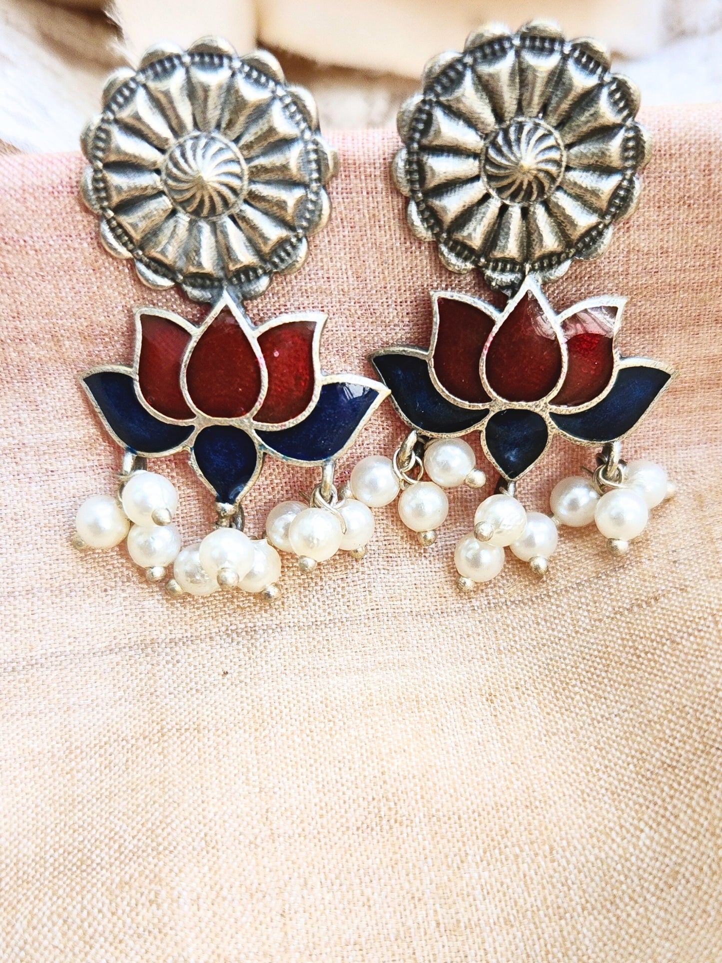 VIANA JEWELS Aarvi Earrings