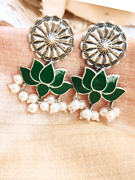 VIANA JEWELS Aarvi Earrings