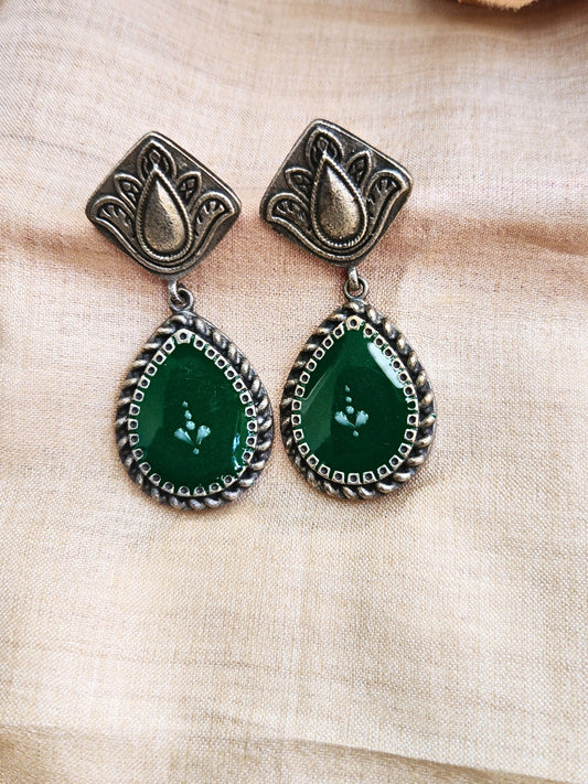 VIANA JEWELS Tulika Earrings