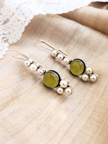 VIANA JEWELS Paaah Hook Earrings