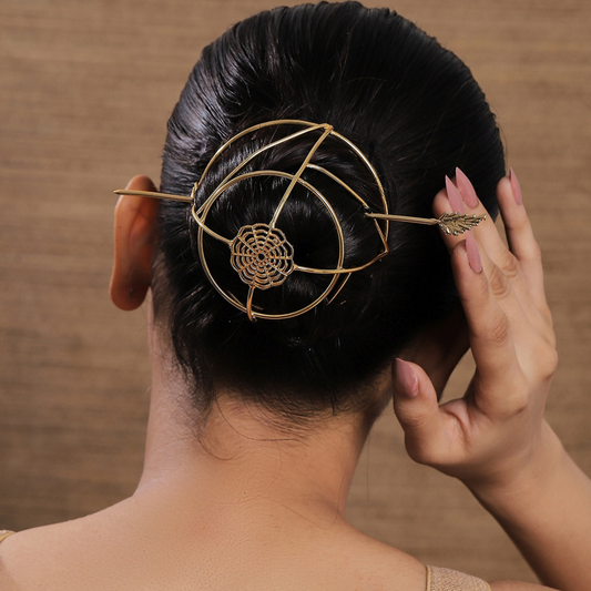 VIANA JEWELS HAIR BUN, Decorative Arrowhead Set, 2 Pieces, Brass