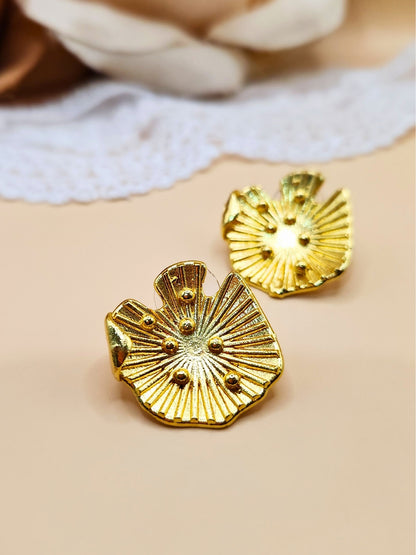 Viana Jewels Sparkle Stud Earrings
