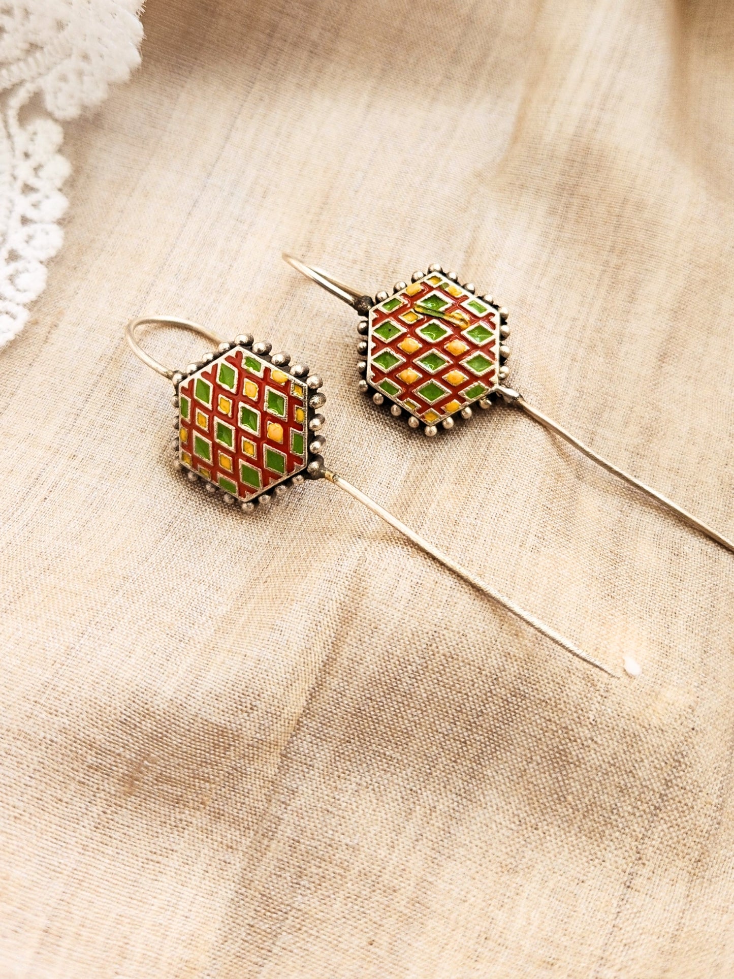 VIANA JEWELS Rooh Needle Earcuffs