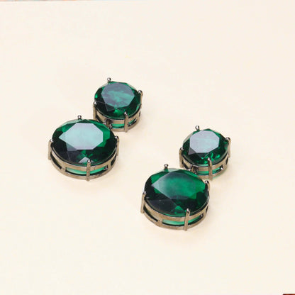 Elegant Emerald drops