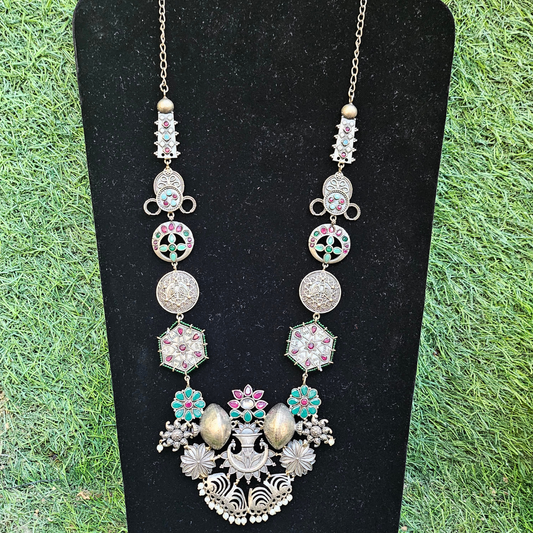 Gulab Bano Necklace