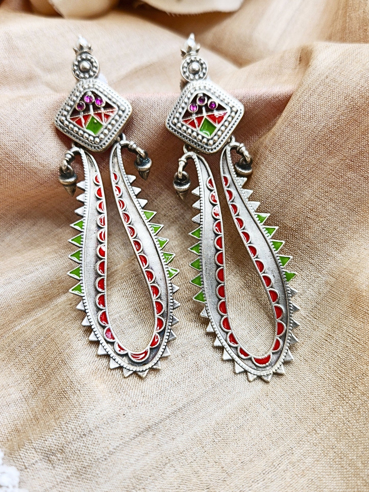 VIANA JEWELS Amrapalli Earrings