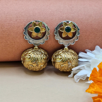 ANTIQUE STYLE TWO TONE GUMBAD STUD EARRING