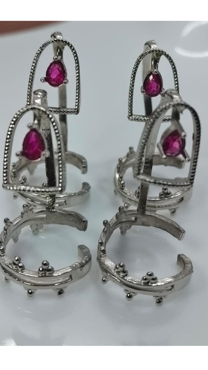 Sassy Adjustable Metal Fingernails  ( Set of 5)