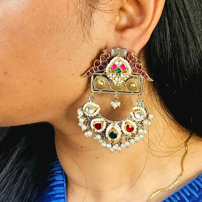 Rang Rasiya  Pachi Kundan Earrings