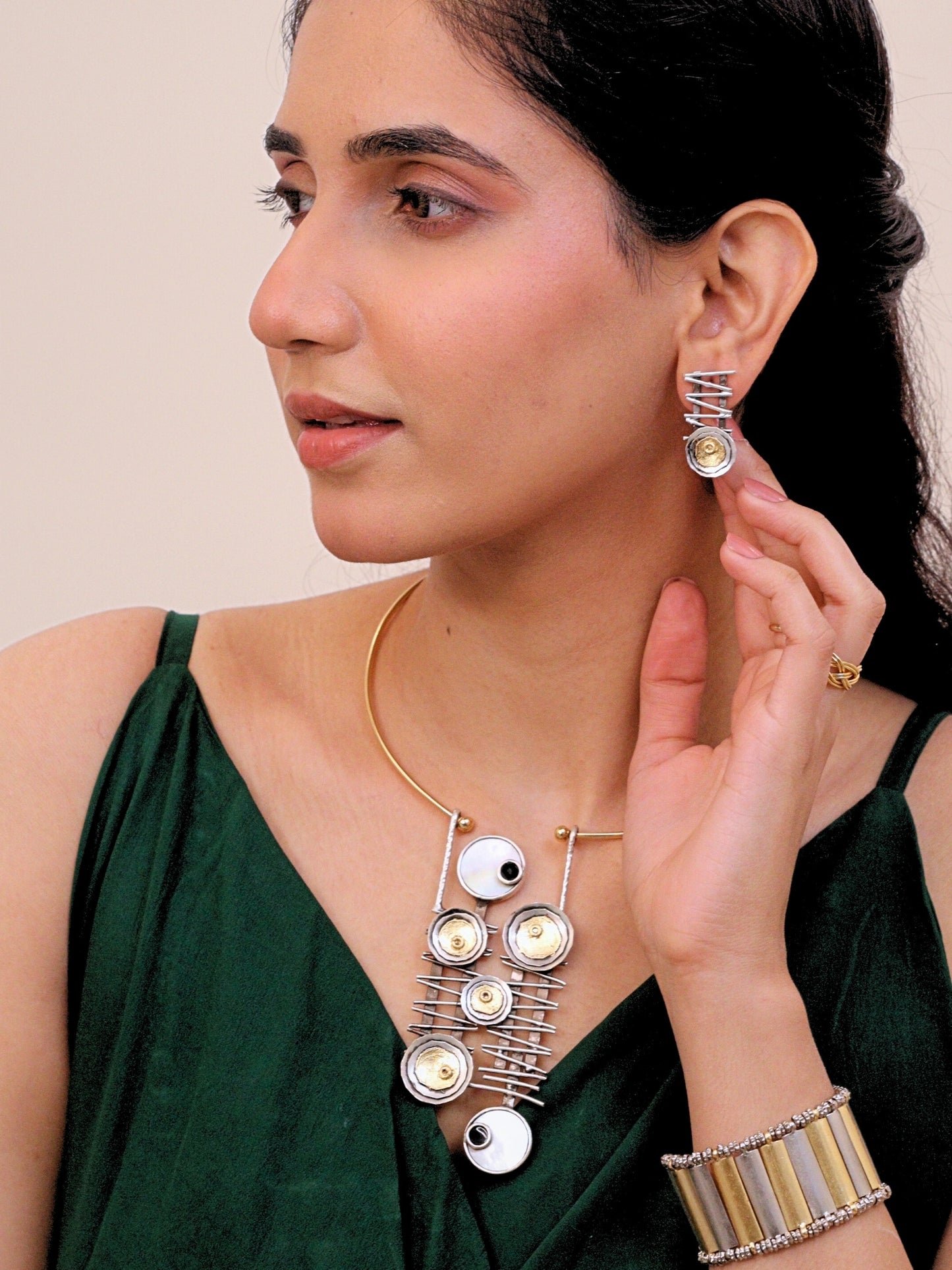 Viana Jewels Tanseem Indo Western Dual Tone Hasli Brass 18K Gold Plated