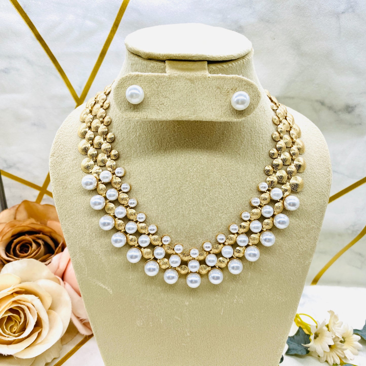 Ornate Gold Polish Pearl Necklace