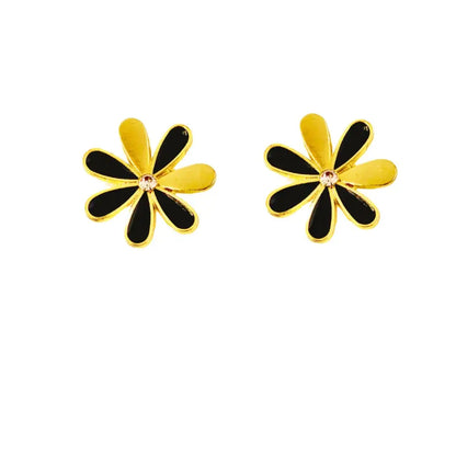 Black n golden floral stud